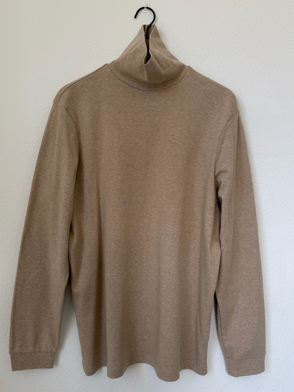 Club Room Men's Beige Turtleneck Sweater Size L, Never worn